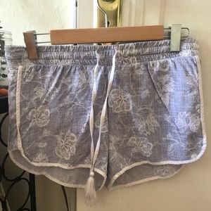 flowy lotus shorts!